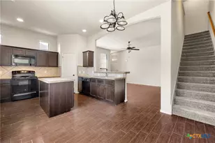 570 Creekside Cir, New Braunfels, TX 78130 - Photo 12
