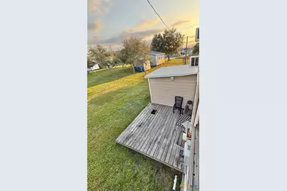 707 W Monroe Avenue, Port O'Connor, TX 77982 - Photo 14