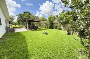 111 Yorkshire Ln, Victoria, TX 77904 - Photo 40
