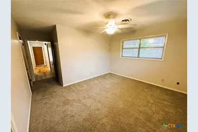 111 Yorkshire Lane, Victoria, TX 77904 - Photo 32