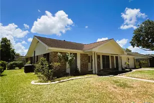 111 Yorkshire Ln, Victoria, TX 77904 - Photo 42