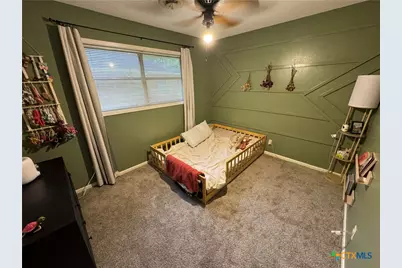 111 Yorkshire Lane, Victoria, TX 77904 - Photo 28