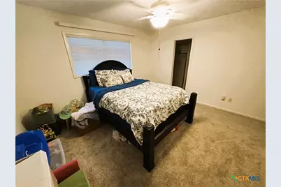 111 Yorkshire Lane, Victoria, TX 77904 - Photo 24
