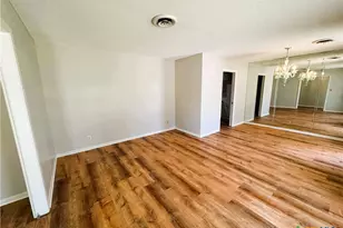 111 Yorkshire Ln, Victoria, TX 77904 - Photo 2