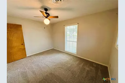 111 Yorkshire Lane, Victoria, TX 77904 - Photo 22