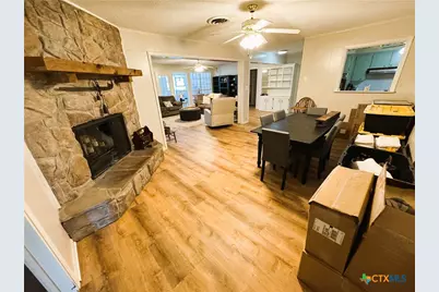 111 Yorkshire Lane, Victoria, TX 77904 - Photo 16