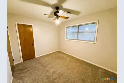 111 Yorkshire Lane, Victoria, TX 77904 - Photo 26