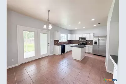 313 Crowfoot Drive, Harker Heights, TX 76548 - Photo 2