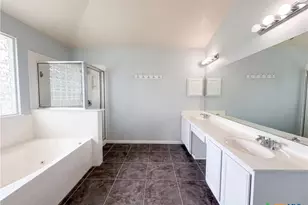 313 Crowfoot Dr, Harker Heights, TX 76548 - Photo 12