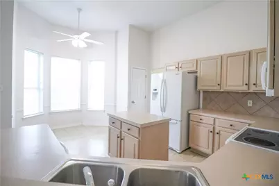 2314 Kingsbury Drive, Temple, TX 76502 - Photo 2