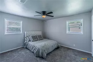 213 E Upshaw Ave, Temple, TX 76501 - Photo 16