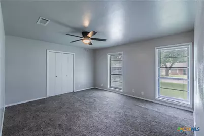 213 E Upshaw Avenue, Temple, TX 76501 - Photo 18