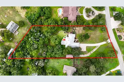 306 Spring Hollow, New Braunfels, TX 78132 - Photo 2