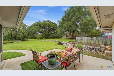 306 Spring Hollow, New Braunfels, TX 78132 - Photo 6