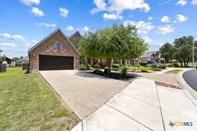 420 Mission Hill Run, New Braunfels, TX 78132 - Photo 2