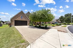 420 Mission Hill Run, New Braunfels, TX 78132 - Photo 2