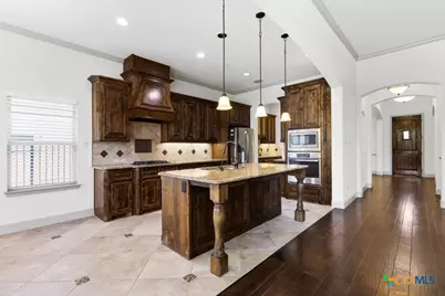 420 Mission Hill Run, New Braunfels, TX 78132 - Photo 8