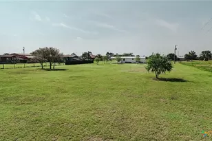 413 W Oaks Dr, Victoria, TX 77905 - Photo 30