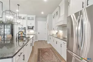 3073 Bella Vita Dr, Nolanville, TX 76559 - Photo 10