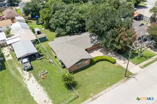 116 E Wallace St, Gonzales, TX 78629 - Photo 20