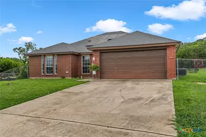 209 W Blancas Drive, Copperas Cove, TX 76522 - Photo 4