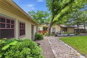 1120 W Hopkins St, San Marcos, TX 78666 - Photo 20