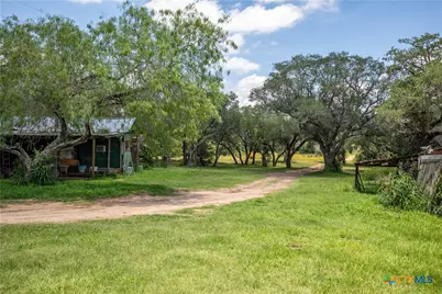 9393 US Highway 87, Westhoff, TX 77994 - Photo 28