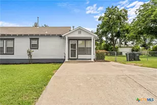 202 S 27th St, Temple, TX 76504 - Photo 32