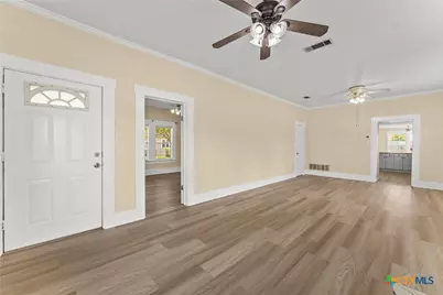 202 S 27th Street, Temple, TX 76504 - Photo 8