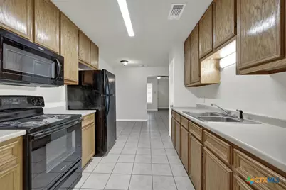 334 Craddock, San Marcos, TX 78666 - Photo 4
