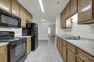 334 Craddock, San Marcos, TX 78666 - Photo 4