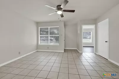 334 Craddock, San Marcos, TX 78666 - Photo 2