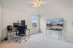 408 Black Opal Dr, Jarrell, TX 76537 - Photo 20