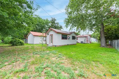205 N Mesquite Avenue, Luling, TX 78648 - Photo 28