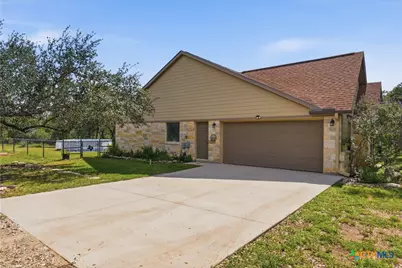 1095 Limerick Lane, Canyon Lake, TX 78133 - Photo 36