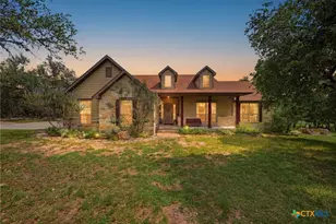 1095 Limerick Ln, Canyon Lake, TX 78133 - Photo 2