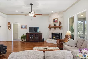 1095 Limerick Ln, Canyon Lake, TX 78133 - Photo 8