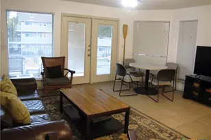 730 E Mather St, New Braunfels, TX 78130 - Photo 4