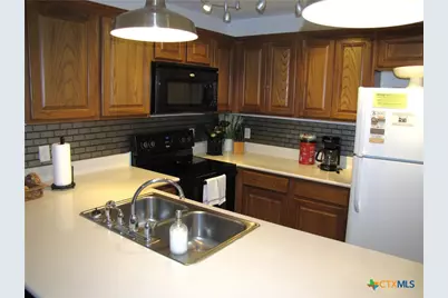 730 E Mather Street #J203, New Braunfels, TX 78130 - Photo 6