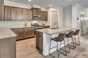 349 Brushy Creek, Victoria, TX 77904 - Photo 10
