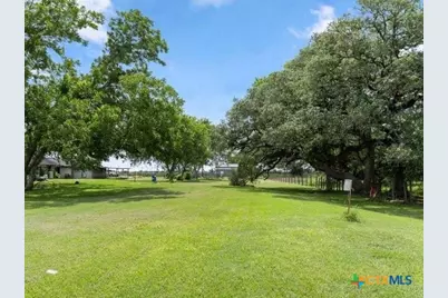 21126 Highway 111 Highway, Louise, TX 77455 - Photo 20
