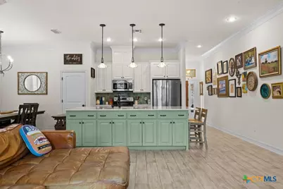 2402 Twin Ridge Court, Belton, TX 76513 - Photo 12