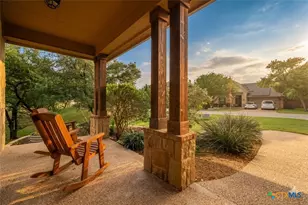 2402 Twin Ridge Ct, Belton, TX 76513 - Photo 2