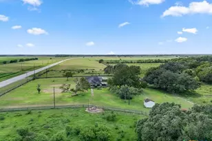21126 Hwy 111 Hwy, Louise, TX 77455 - Photo 4