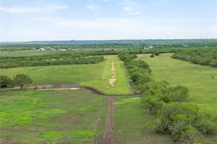 1190 Dickerson Rd, Lockhart, TX 78644 - Photo 22