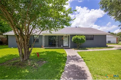 701 Morning Glory Lane, Victoria, TX 77904 - Photo 2