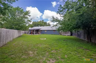 701 Morning Glory Ln, Victoria, TX 77904 - Photo 24