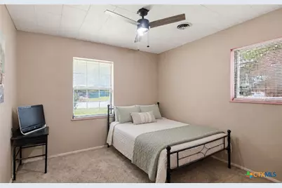 701 Morning Glory Lane, Victoria, TX 77904 - Photo 16