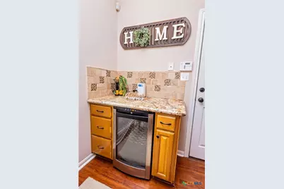 309 Whitechurch Lane, Victoria, TX 77904 - Photo 12