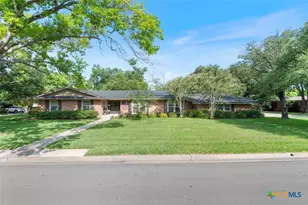 2000 N 15th St, Temple, TX 76501 - Photo 28